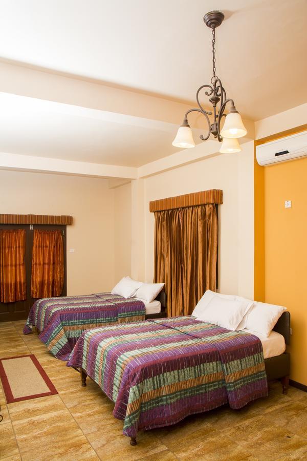 Windjammer International Cuisine & Comfort Inn Georgetown Eksteriør billede