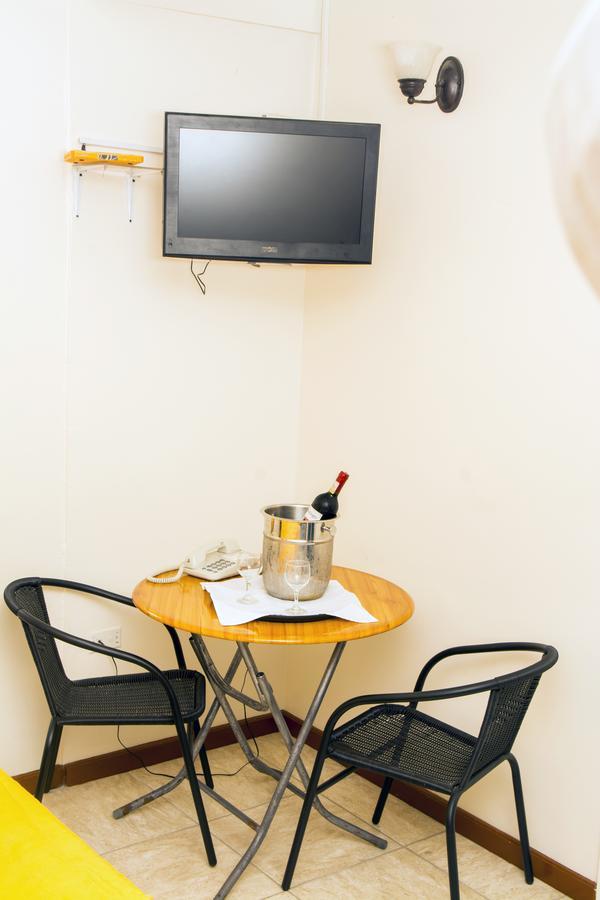 Windjammer International Cuisine & Comfort Inn Georgetown Værelse billede